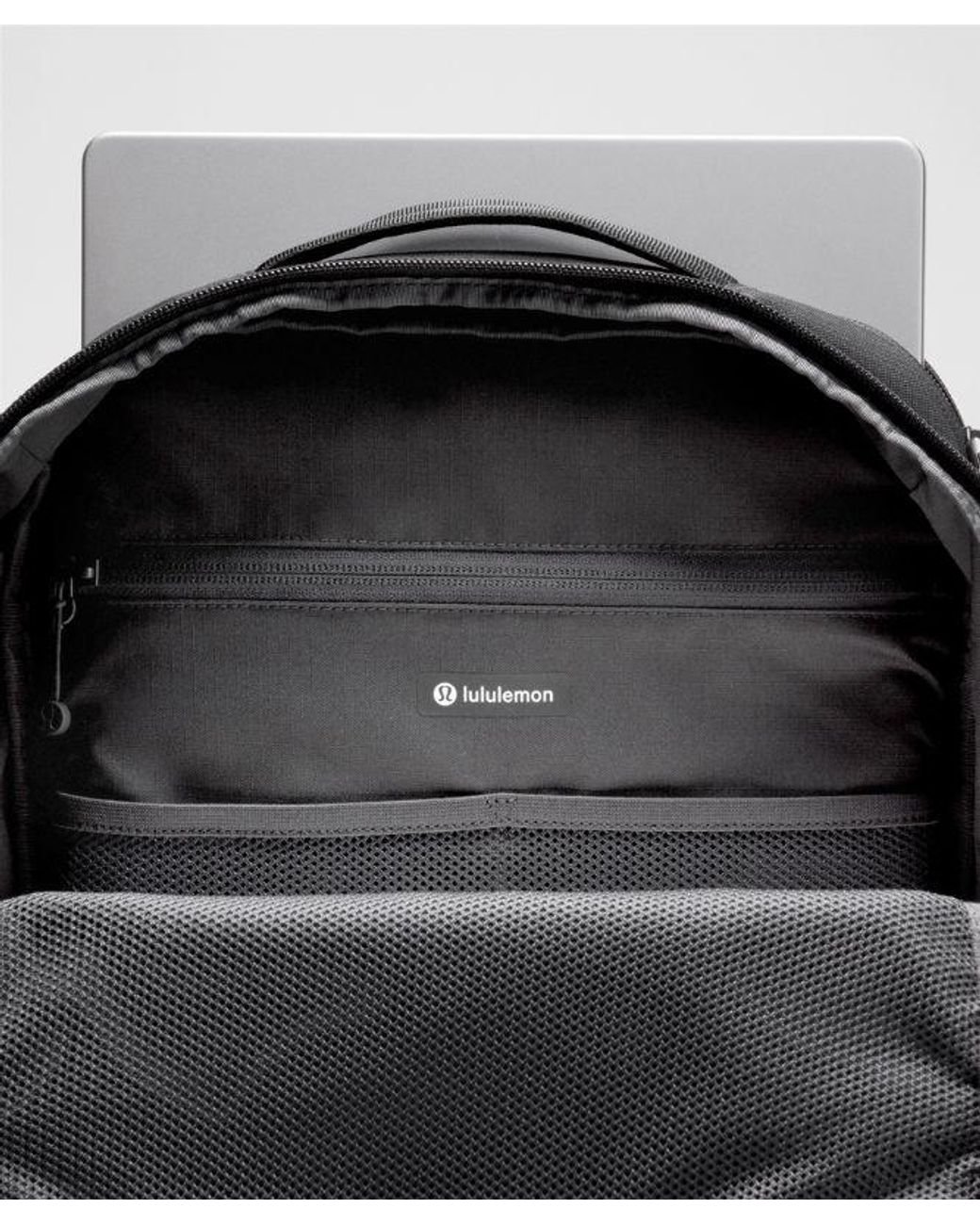 lululemon athletica Gray – Triple-Zip Backpack 28L Tech Canvas –