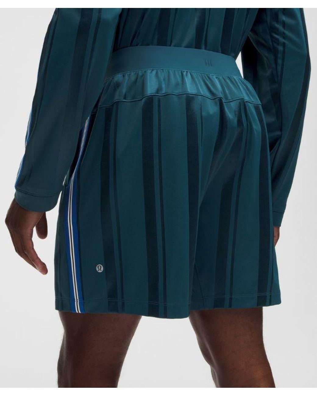 lululemon athletica Blue – Knit Stripe Linerless Training Shorts – 7" – – Size Large for men