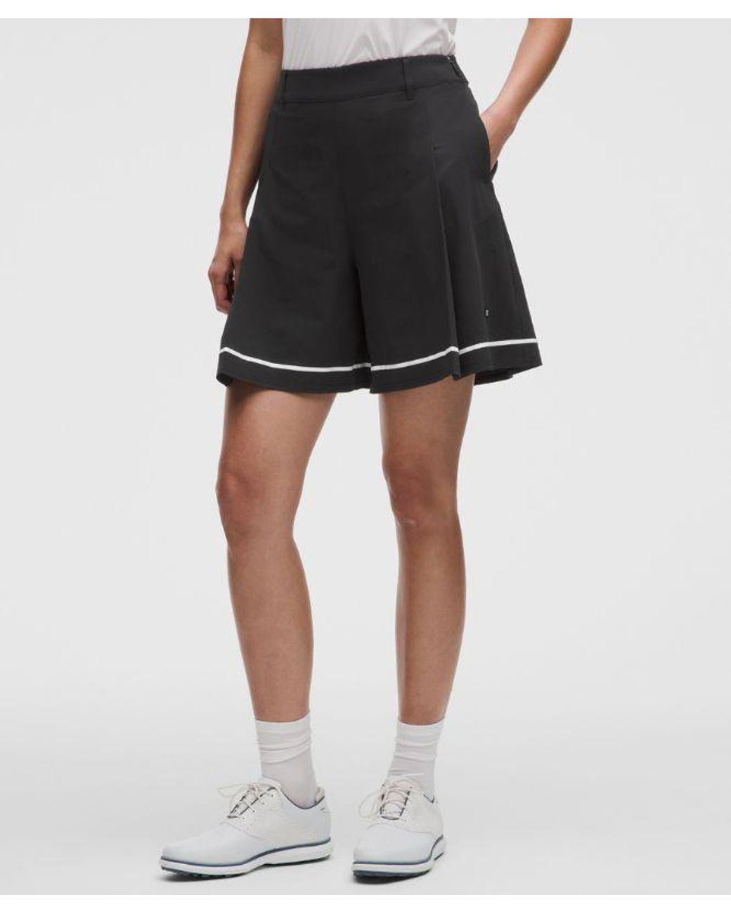 lululemon athletica White – Box-Pleat High-Rise Golf Shorts – 7" – – Size 28