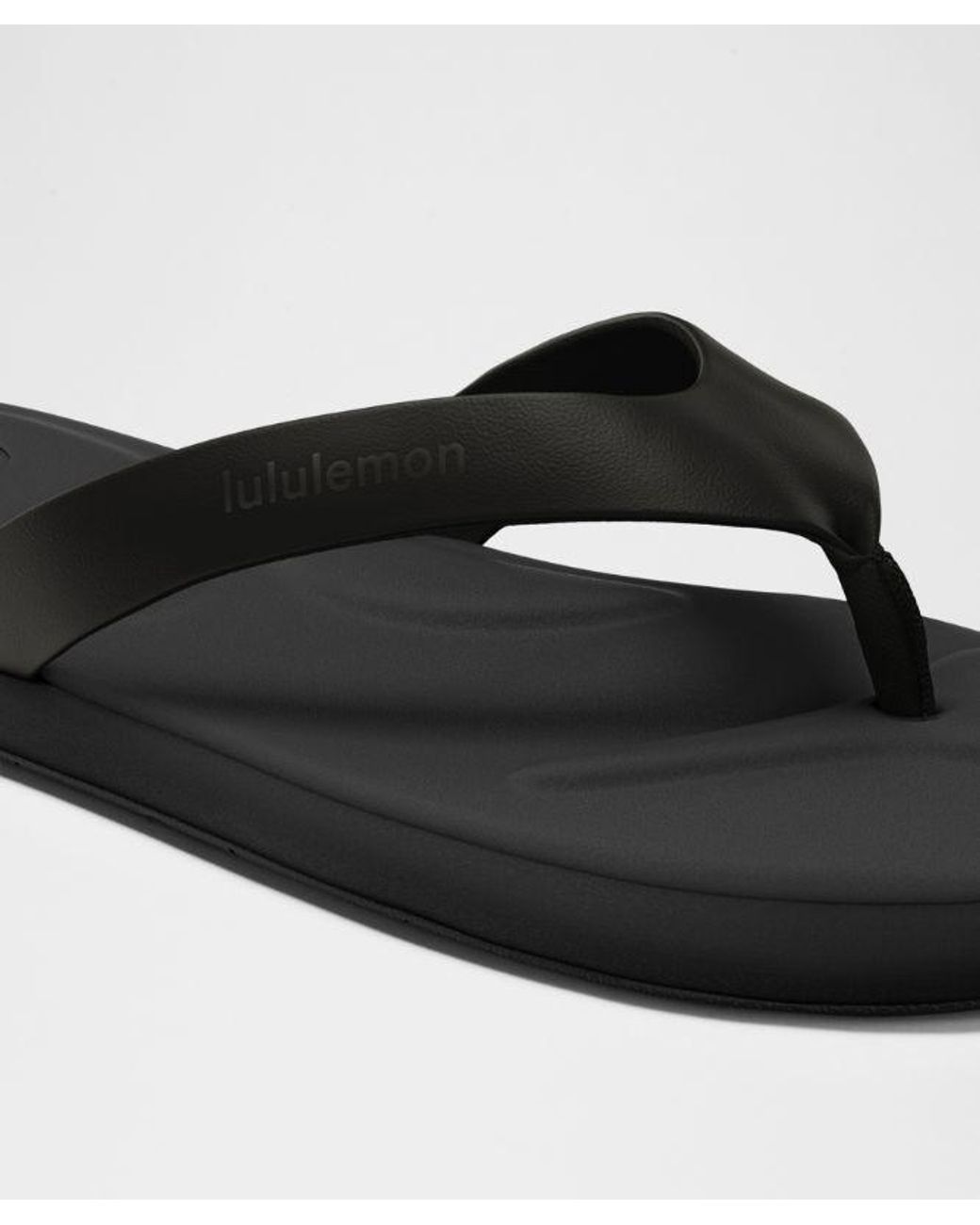 lululemon athletica Black Restfeel Flip-Flop