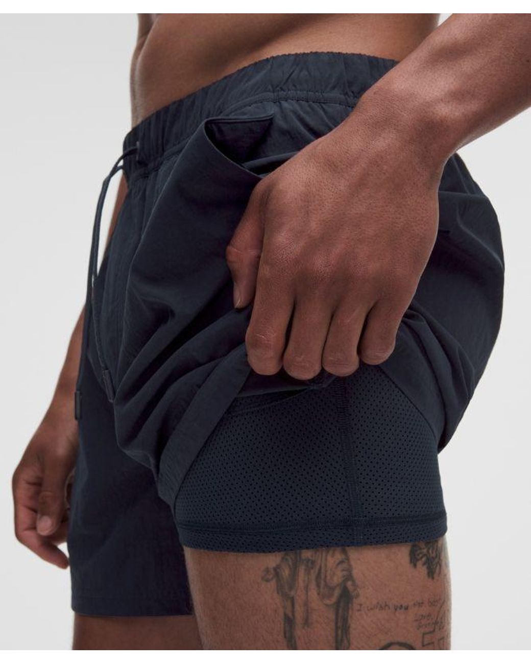 lululemon athletica White – Beach To Trail Lined Shorts – 5" – – Size Medium for men