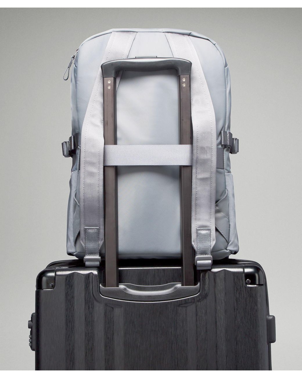 lululemon New Crew Backpack 22l - Color Grey in Gray | Lyst display picture 3