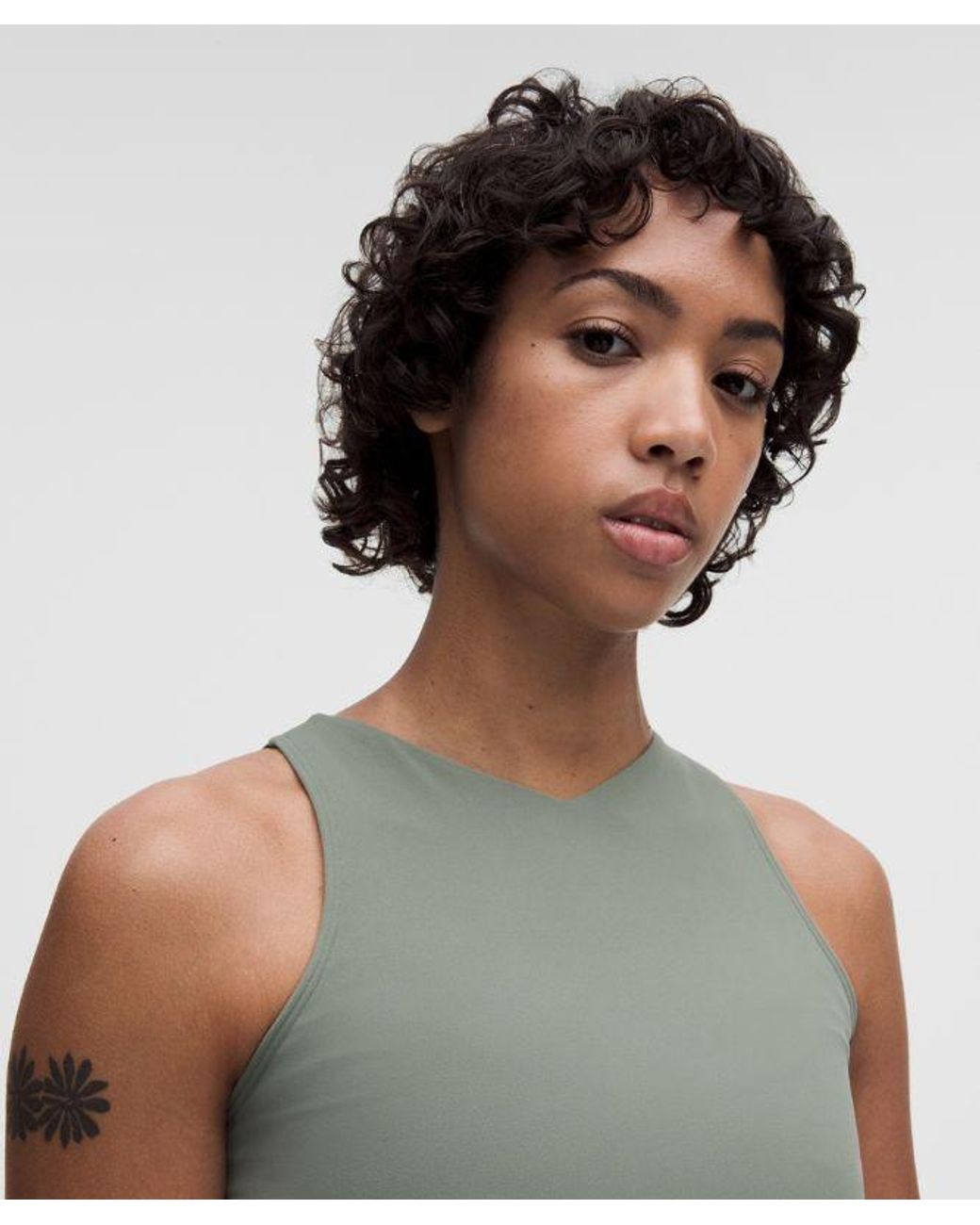 lululemon athletica Green – Align Mini V-Neck Tank Top – /Pastel – Size 4