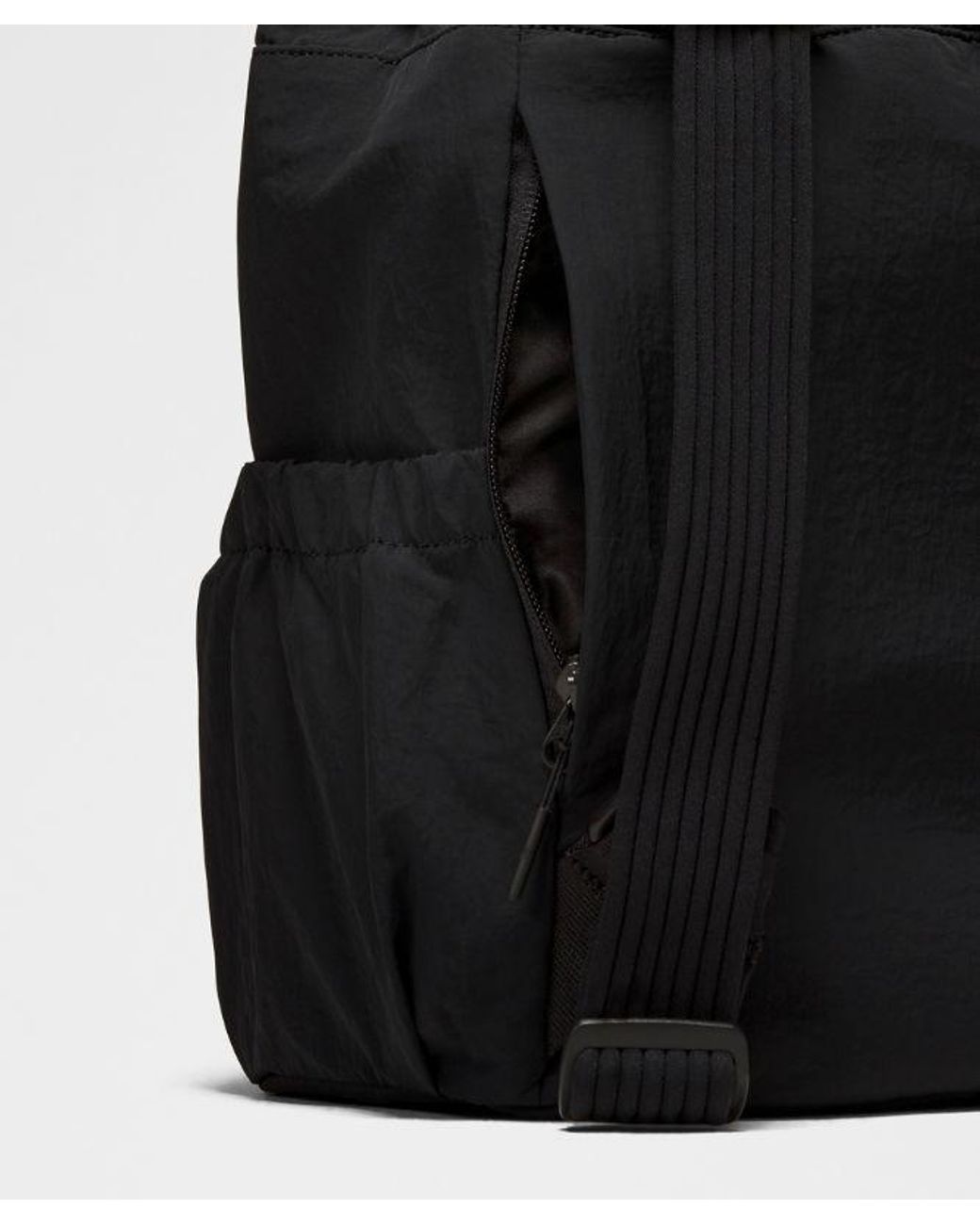 lululemon athletica Black – Convertible Drawstring Bucket Bag Small 13.5L –
