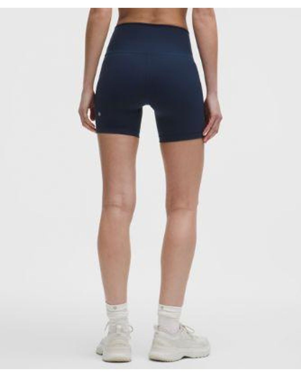 lululemon athletica Blue – Wunder Train No Line High-Rise Shorts – 6" – – Size 4