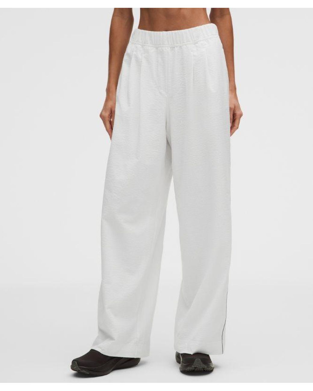 lululemon athletica White – Seersucker High-Rise Pleated Pants Regular – – Size Large