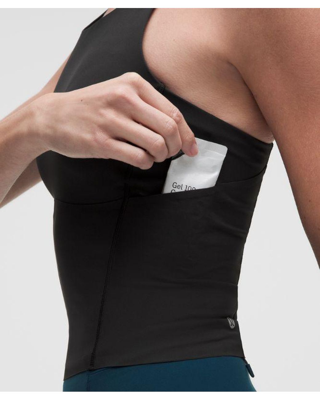 lululemon athletica Black – Fast And Free Tank Top Medium Support, B/C Cup – – Size 4