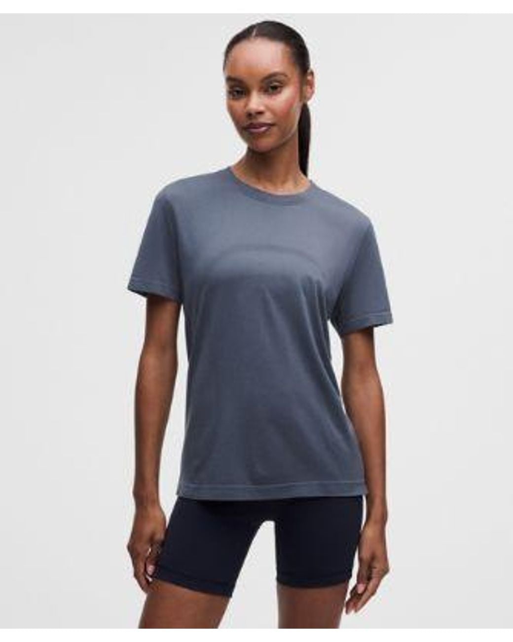 lululemon athletica Blue – Swiftly Relaxed Short-Sleeve Shirt Hip Length – – Size 4