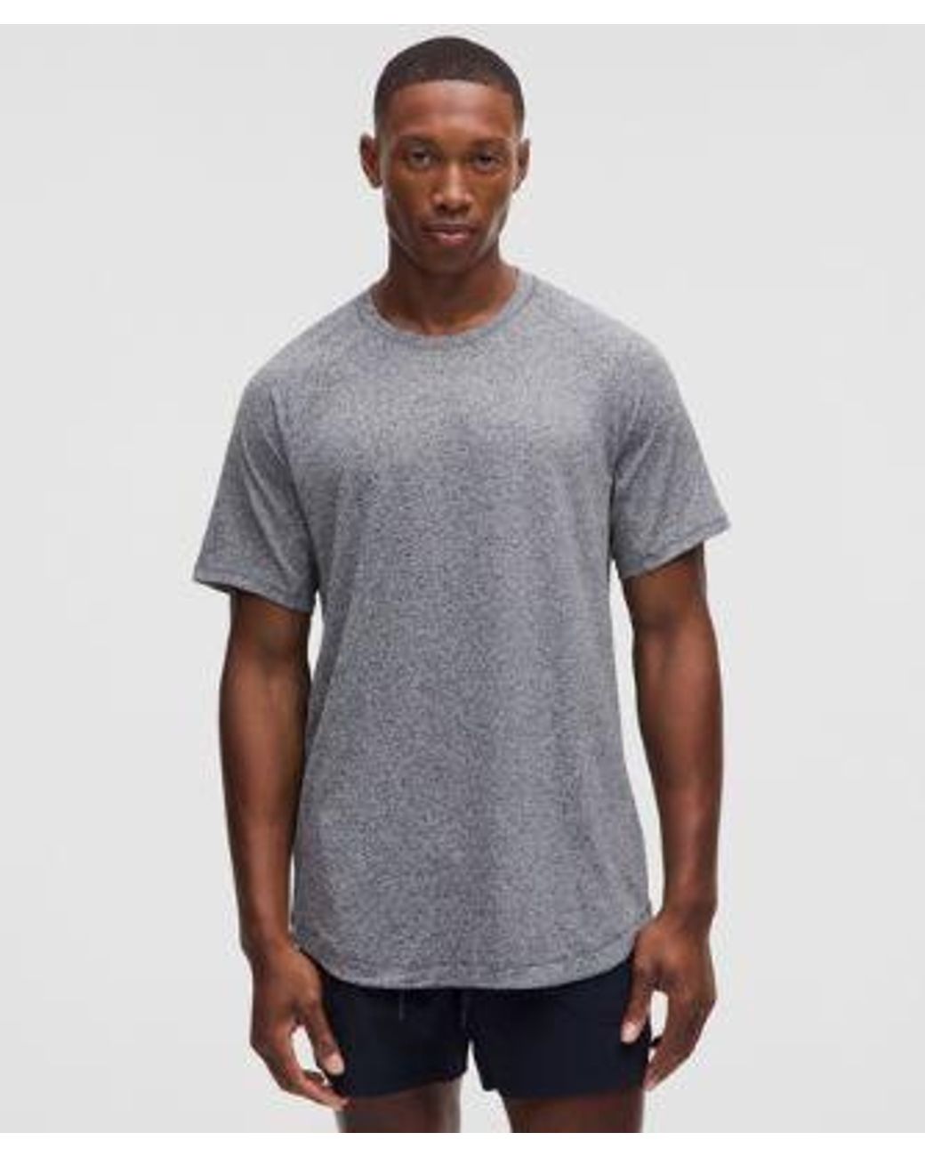 lululemon athletica Gray – License To Train Short-Sleeve Shirt – – Size Large for men