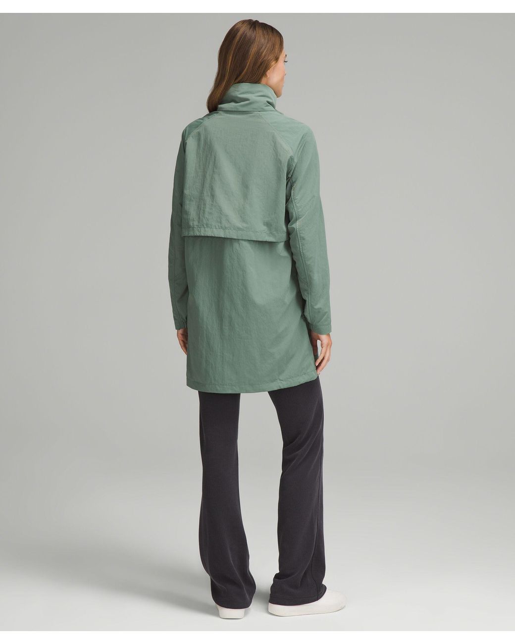 lululemon-athletica-designer- lululemon-athletica-designer-