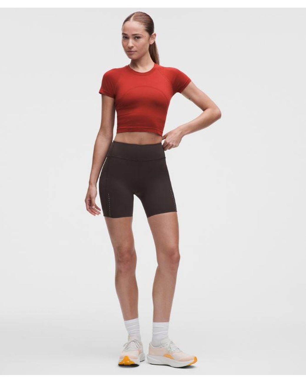 lululemon athletica Red – Fast And Free 6-Pocket High-Rise Shorts Design – 6" – – Size 18