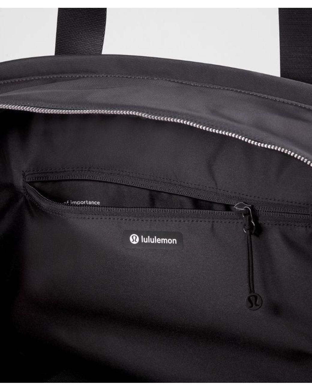 lululemon athletica Black City Essentials Duffle Bag 28L