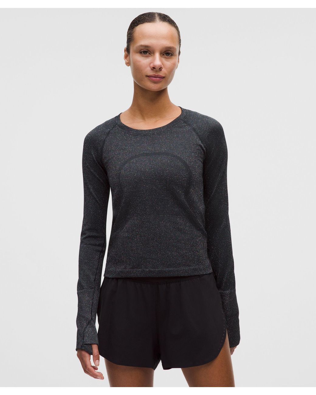 ルルレモン　Swiftly Tech 4 長袖　ブラック lululemon – Swiftly Tech Long-Sleeve Shirt 2.4 Waist Length