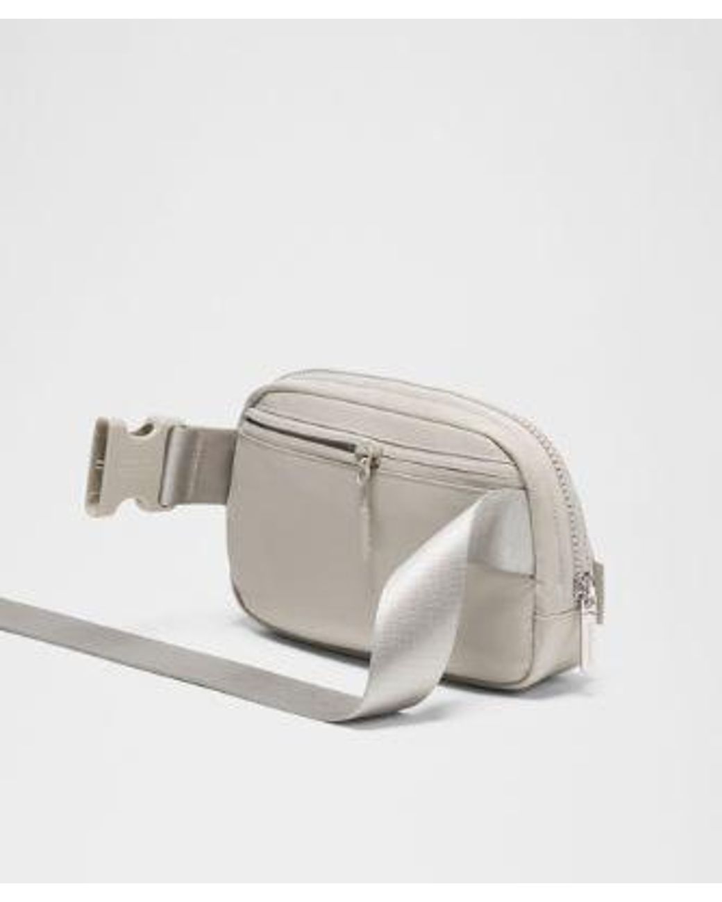 lululemon athletica Gray – Everywhere Belt Bag 1L –