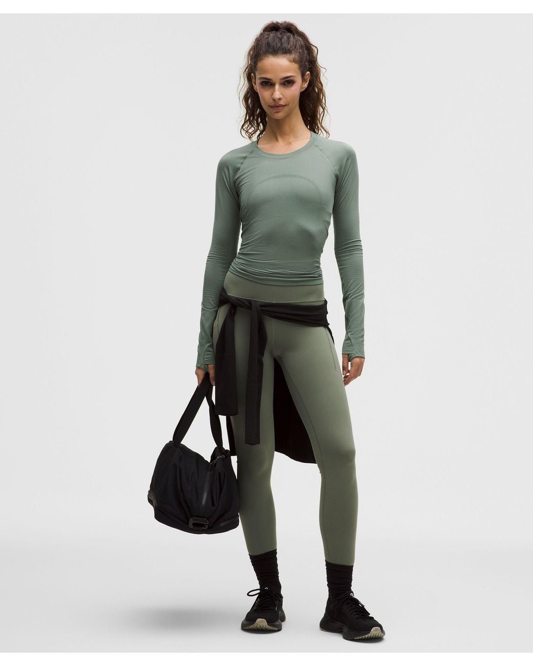 lululemon – Swiftly Tech Long-Sleeve Shirt 2.4 Waist Length