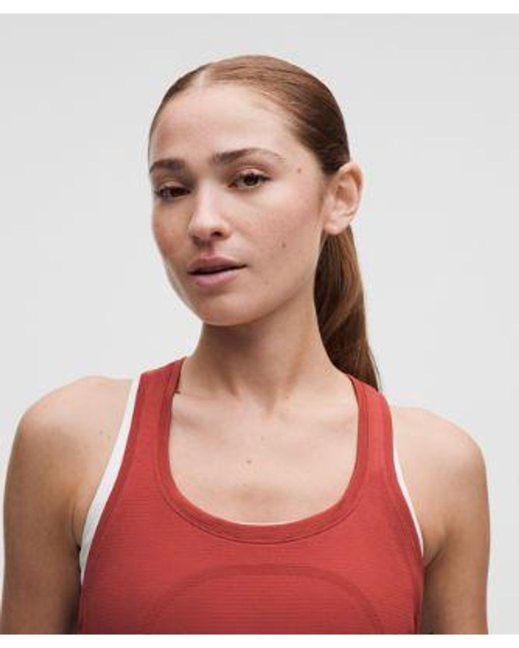 lululemon athletica Red – Swiftly Tech Racerback Tank Top 2.4 Waist Length – /Burgundy – Size 4