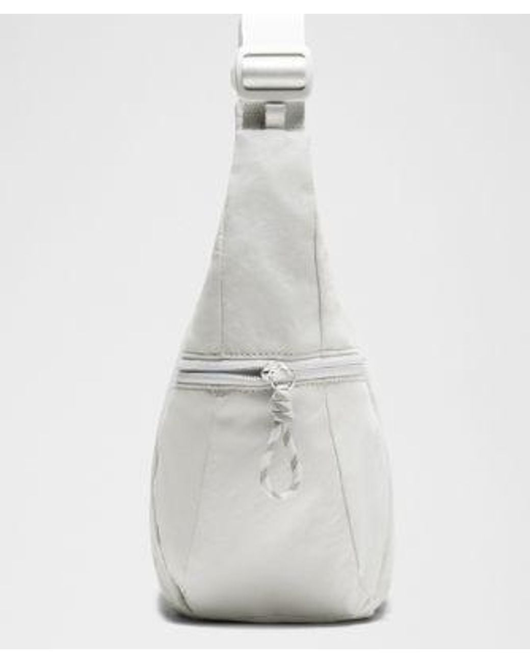 lululemon athletica White – Slouchy Sling Bag 6L –