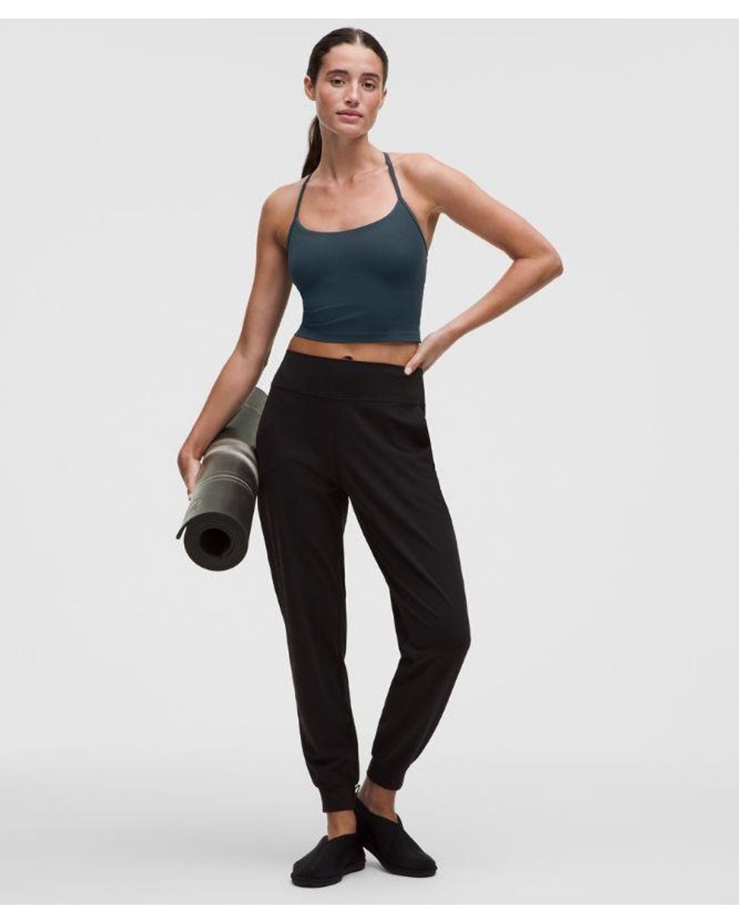 lululemon athletica Black – Flow Y Cropped Tank Top Light Support, B/C Cup – – Size Large