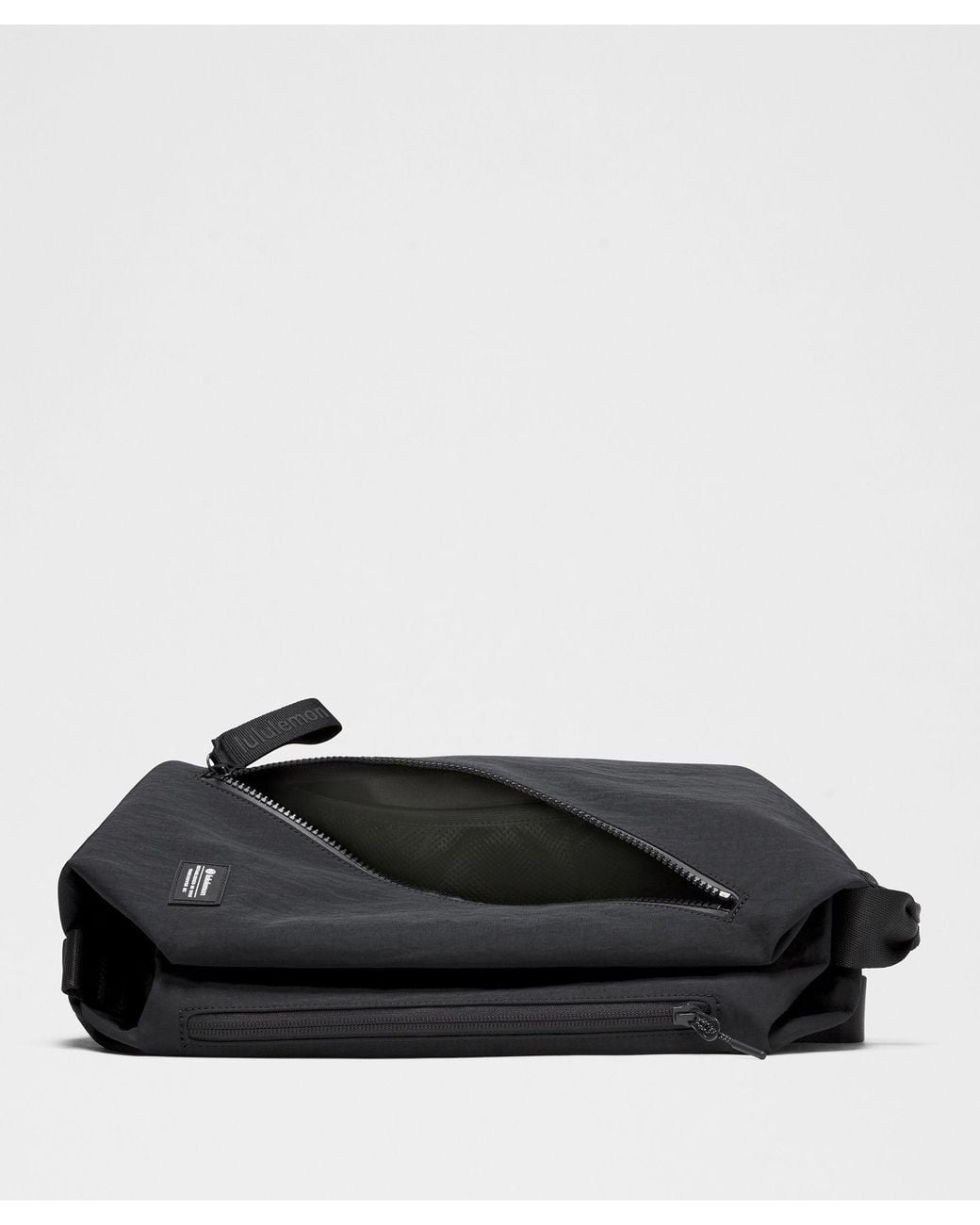 Lululemon Fast Track Bag 2.0 - Thumbnail 4