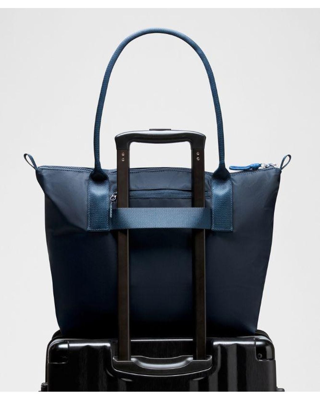 lululemon athletica Blue – Modular Tote With Pouch Bages –