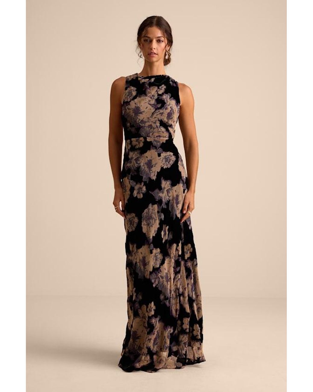 Lulus Ramonda Velvet Burnout Sleeveless Maxi Dress in Natural | Lyst