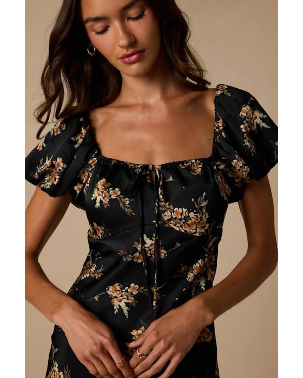 Lulus Black Remarkably Flourishing Floral Puff Sleeve Midi Dress