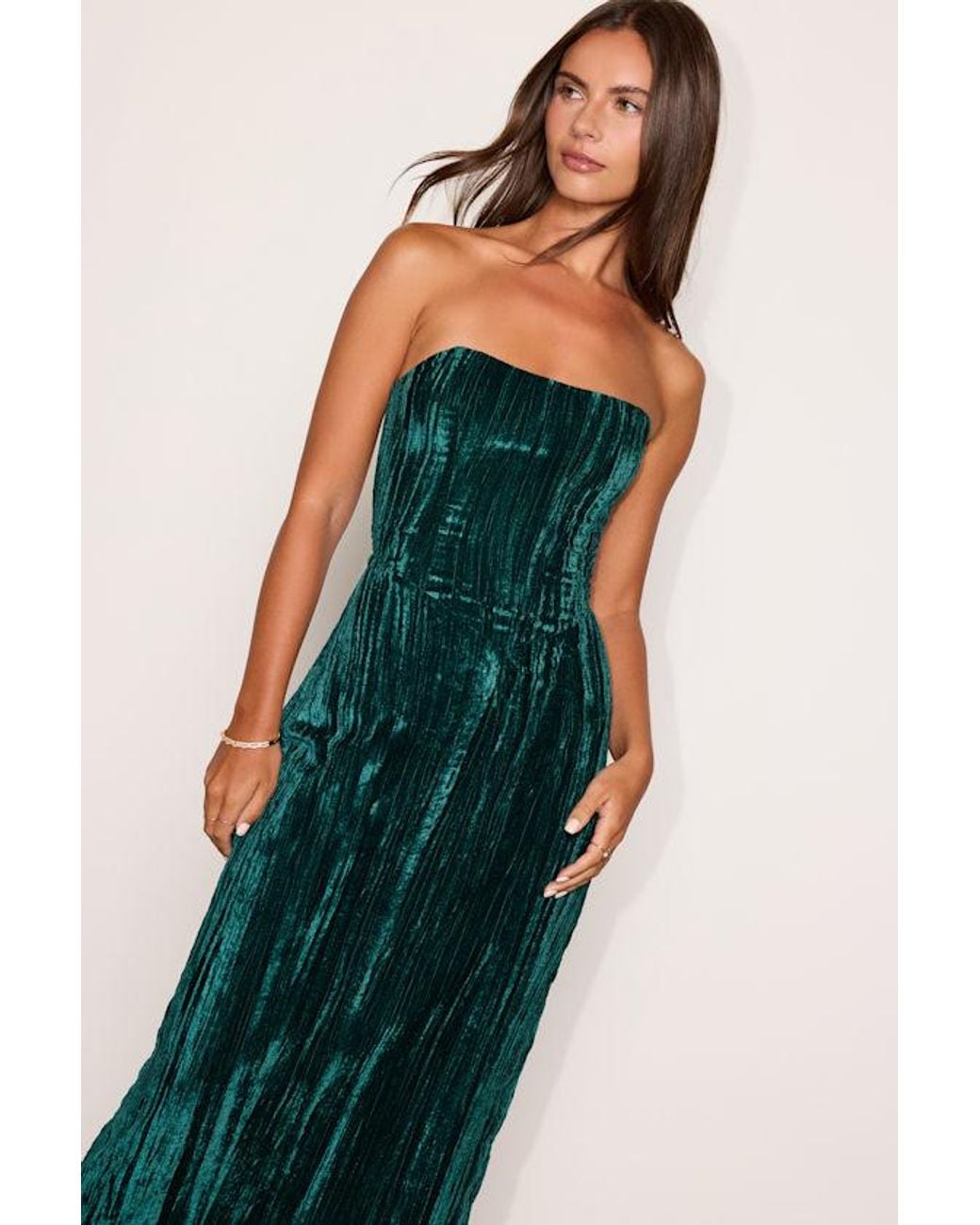 Lulus Green Elenita Velvet Strapless Midi Dress
