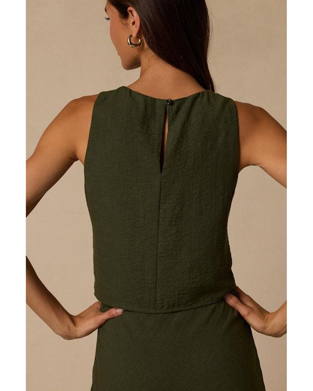 Lulus Green Pleasant Poise Sleeveless Cropped Tank Top