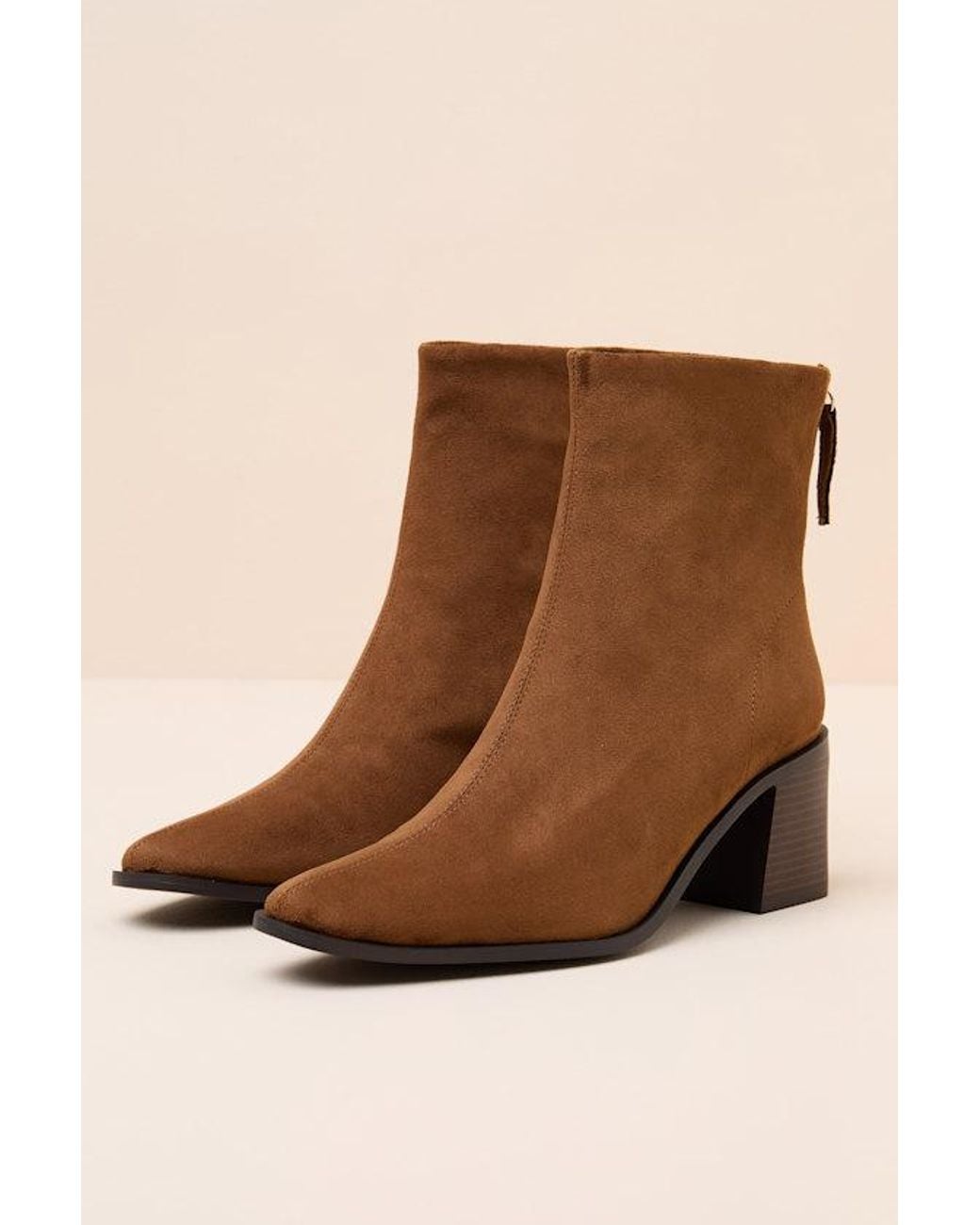 Matisse Brown Warren Suede Ankle Booties