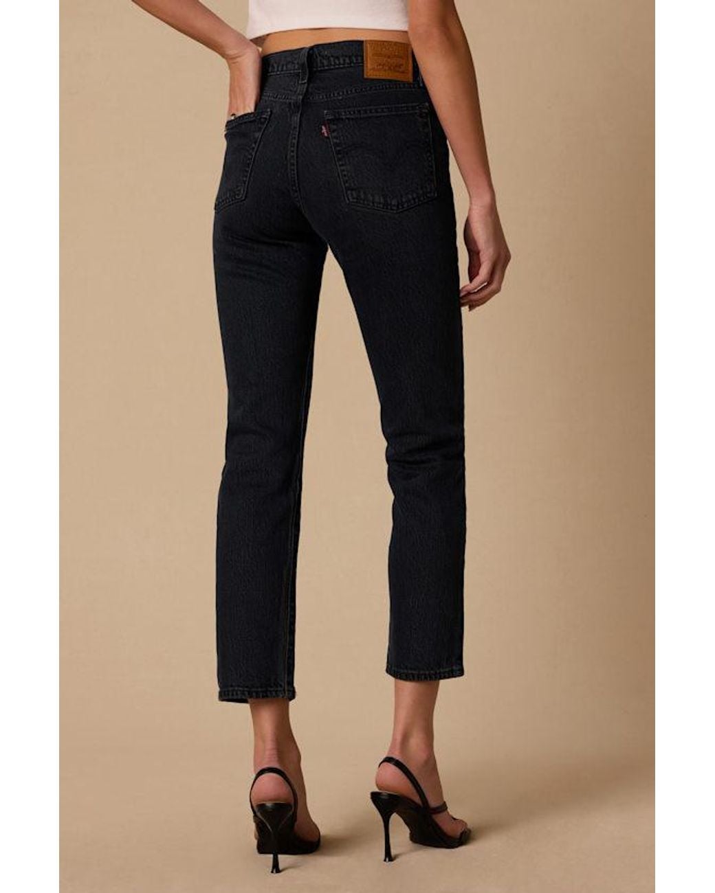 Levi's Natural Wedgie Straight High-Rise Cropped Jeans