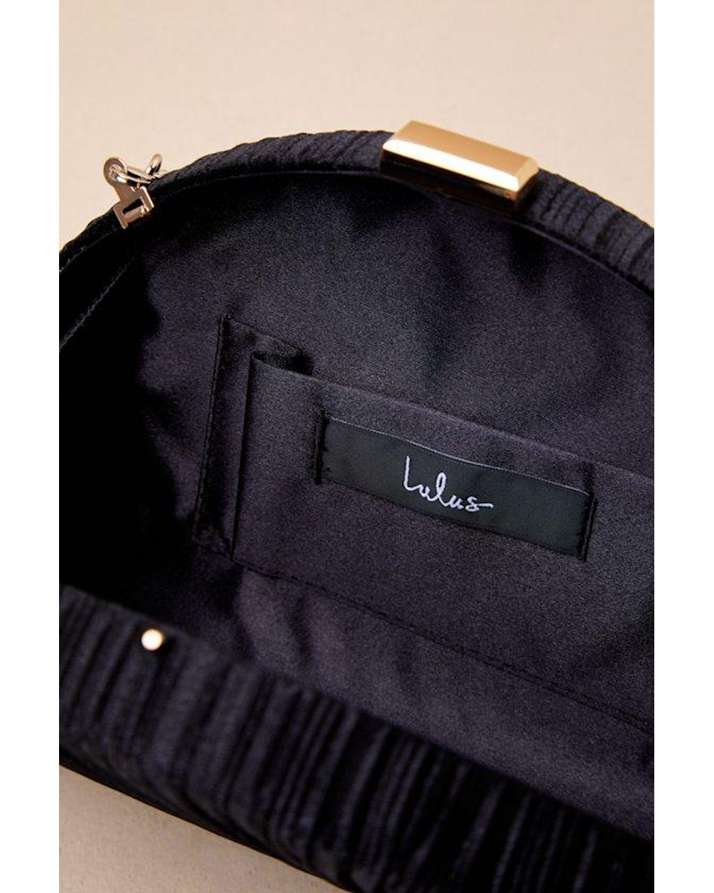 Lulus Black Pleat Perfection Satin Pleated Hard Clutch