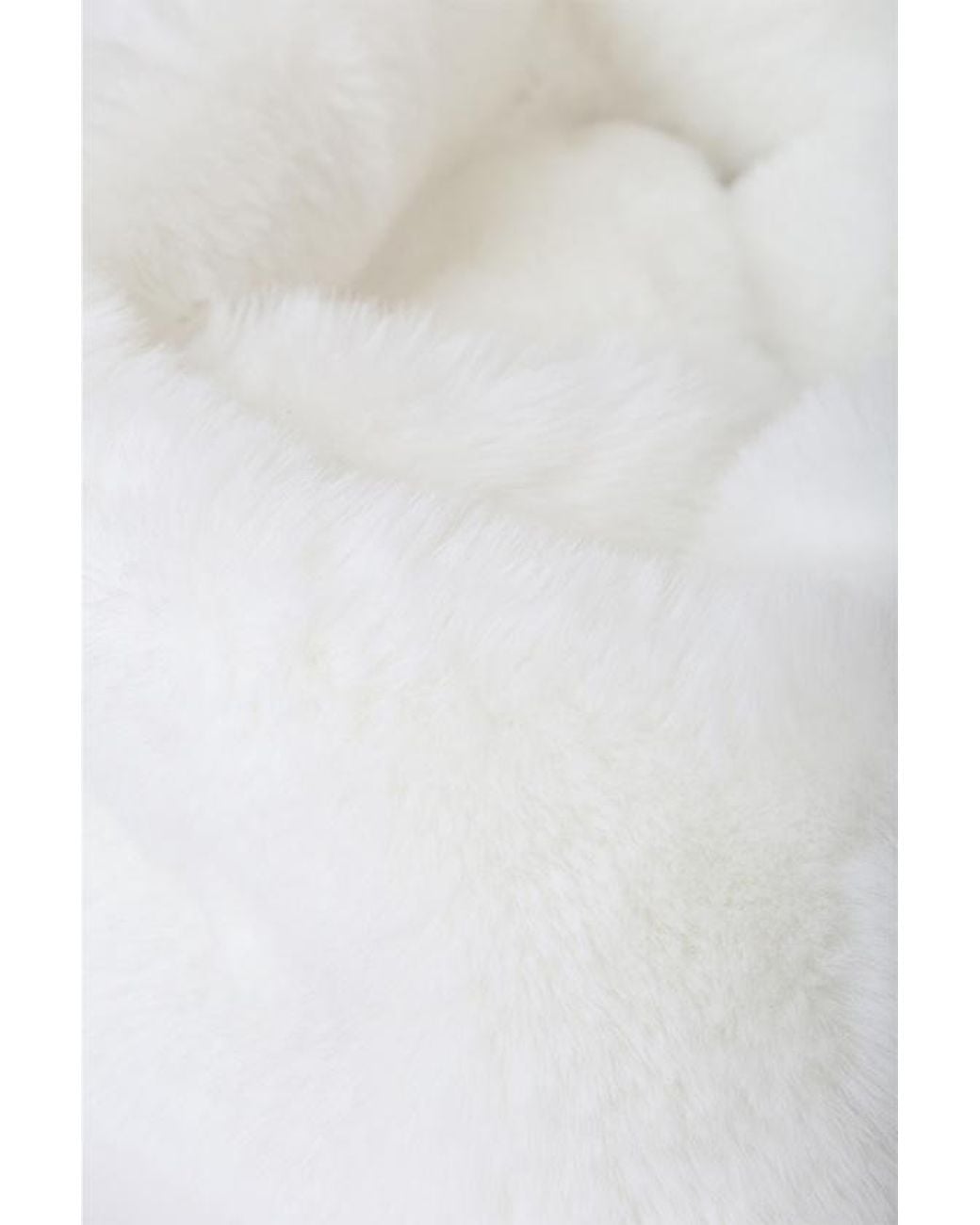 Lulus White Upscale Style Faux Fur Stole