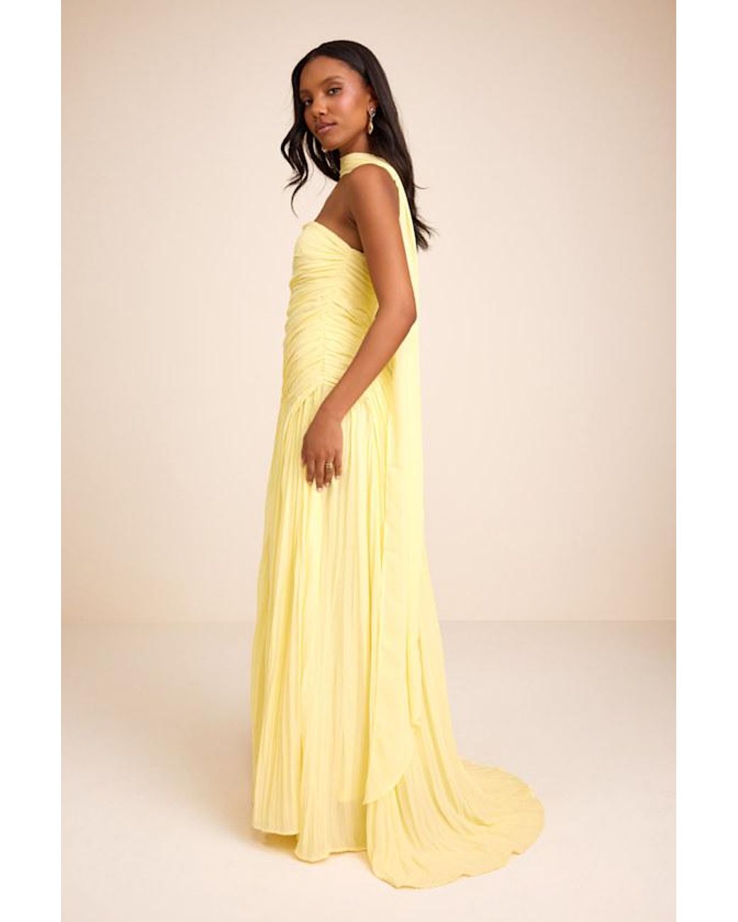 Lulus Yellow Nellie Pleated Maxi Dress And Scarf Set