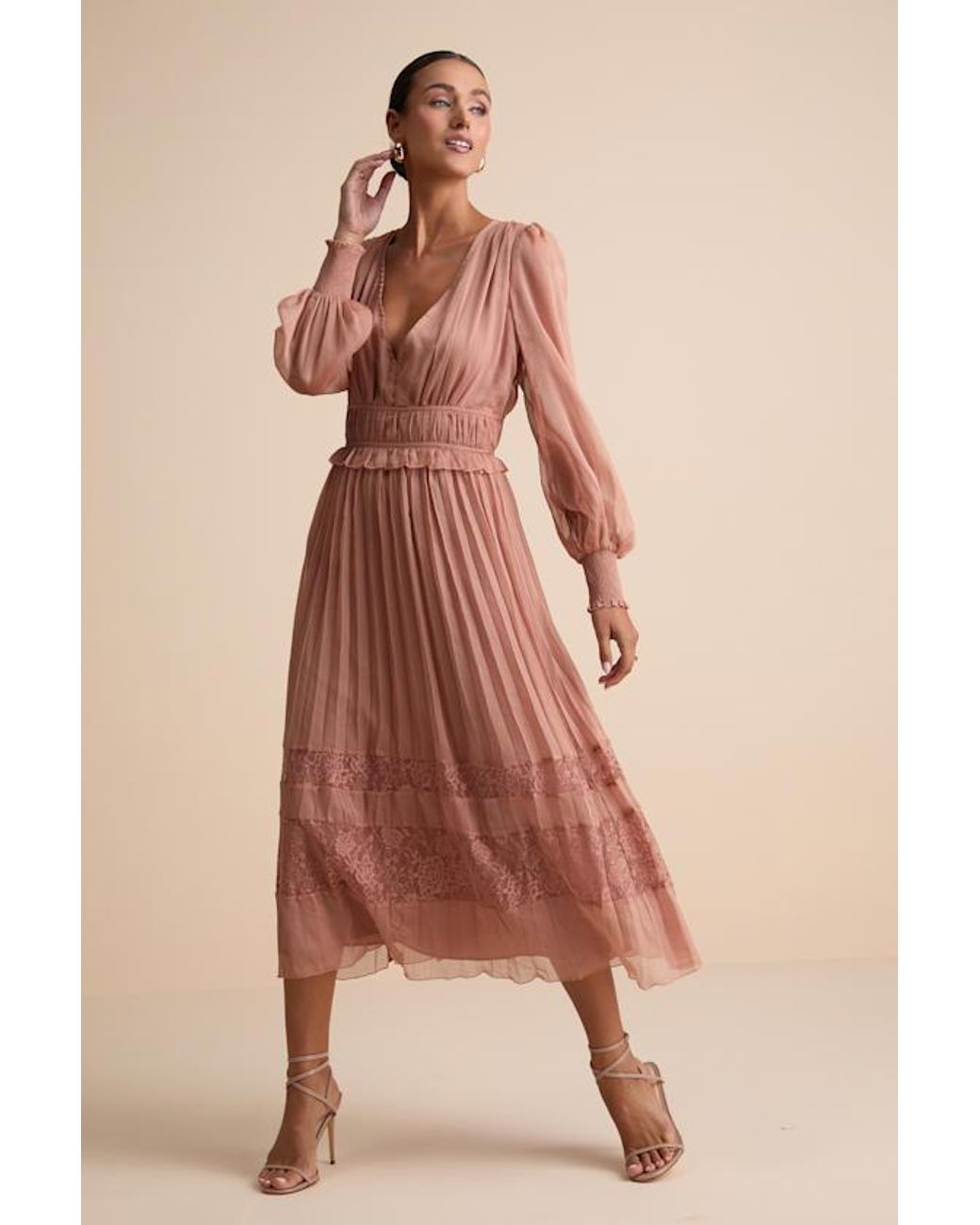 Lulus Pink Cambree Pleated Blouson Sleeve Lace Midi Dress