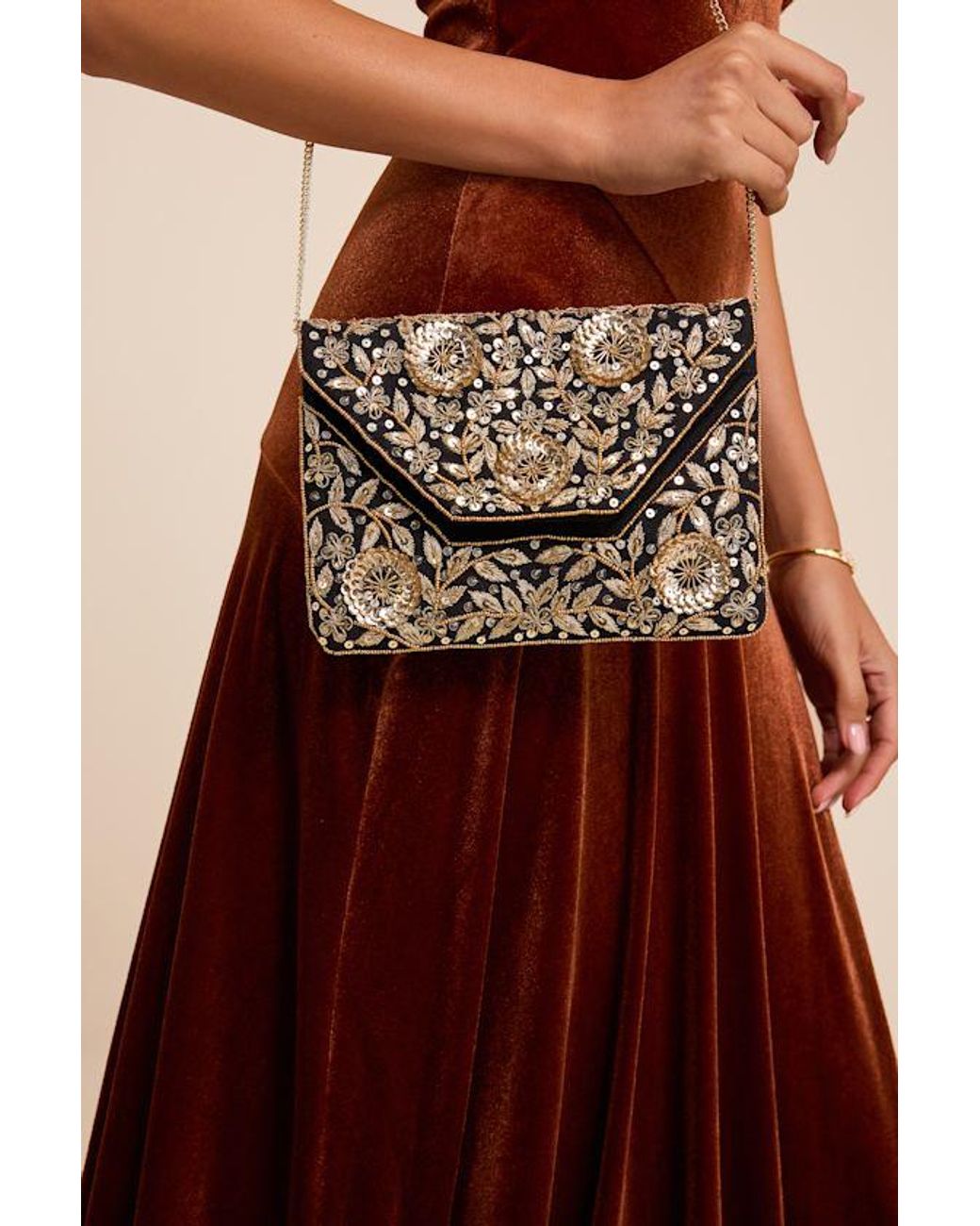 Lulus Evening Plans Embroidered Clutch