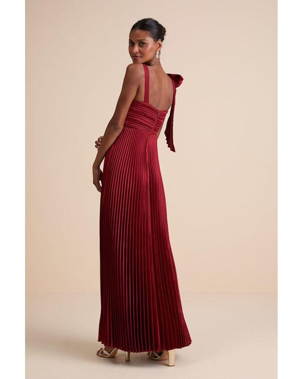 Lulus Red Gorgeous Purpose Satin Pleated Sleeveless Bow Maxi Dress