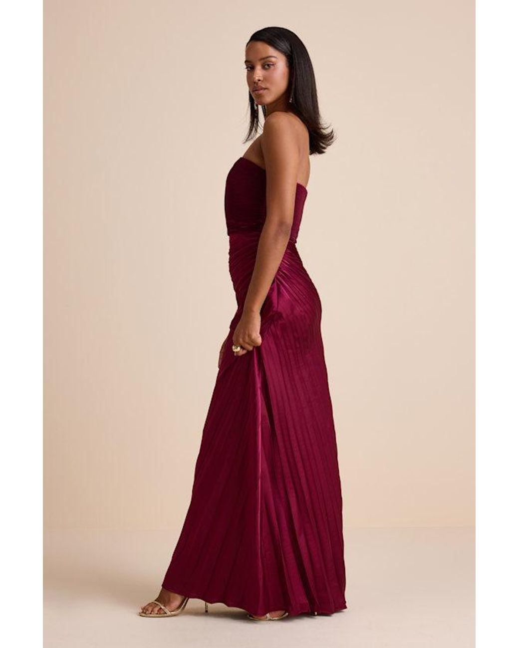 nyrah berry red satin pleated strapless maxi dress Lulus Nyrah Satin Pleated Strapless Maxi Dress in Red