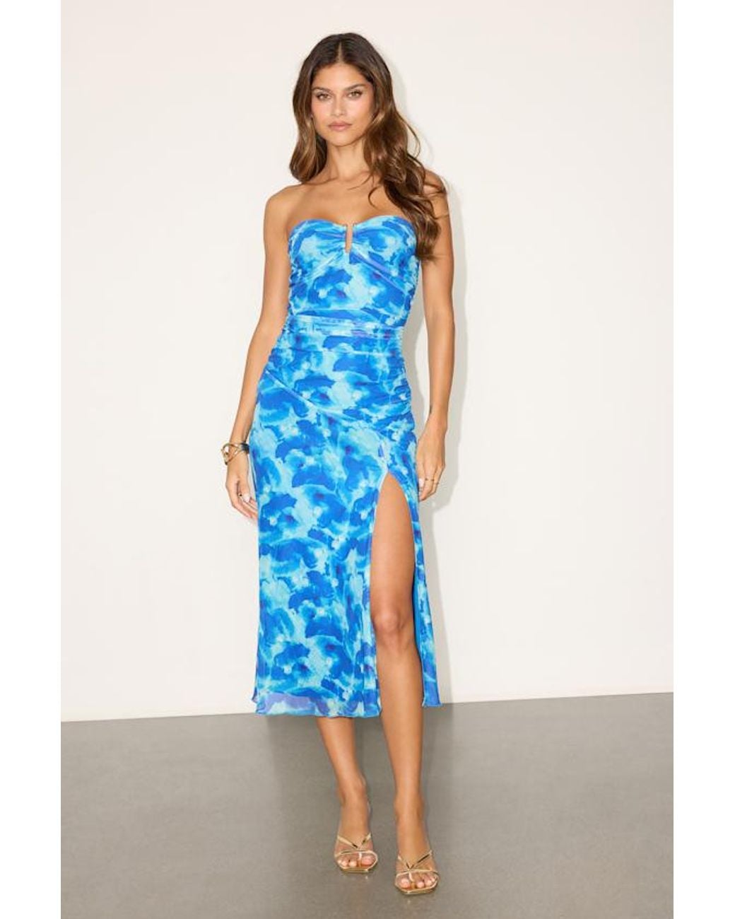 Lulus Blue Chania Abstract Strapless Midi Dess