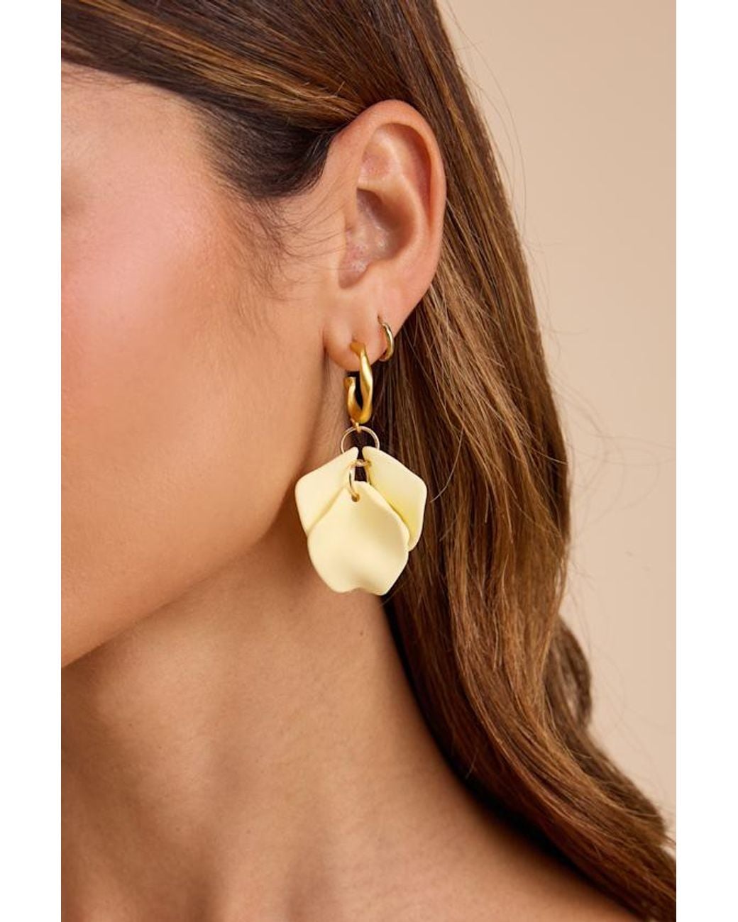 Lulus Natural Hypatia Cream Petal Statement Earrings