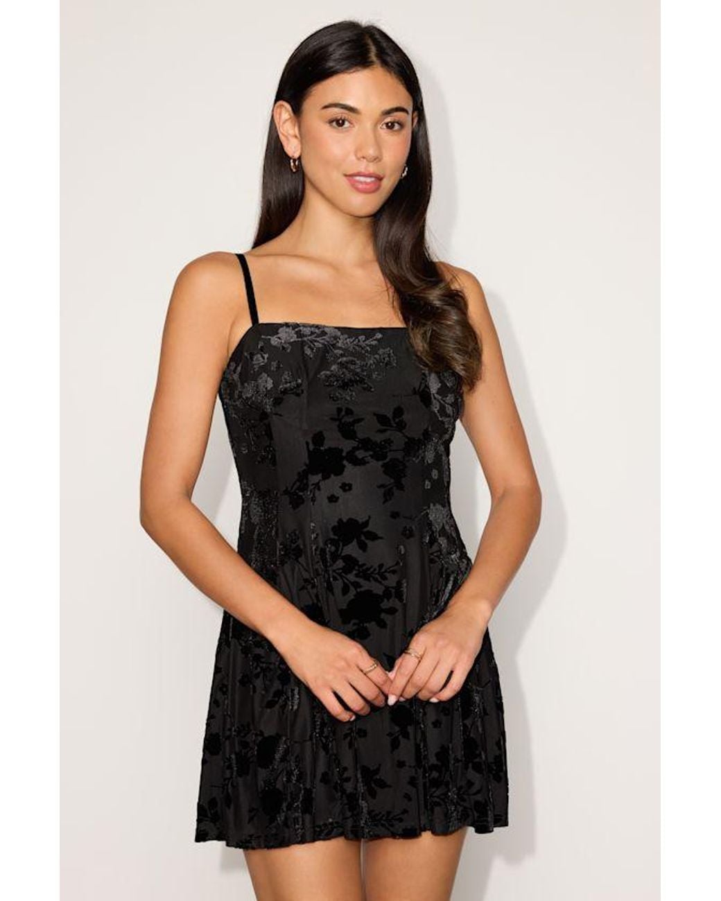Lulus Black Valoria Velvet Seamed Sleeveless Mini Dress