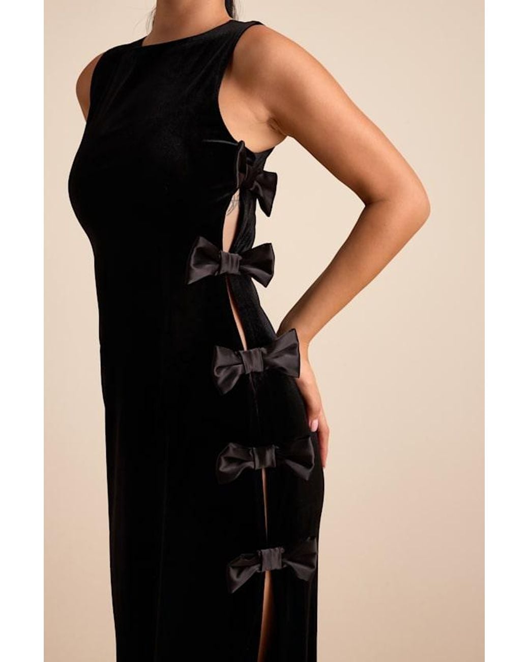 Lulus Black Cordelia Velvet Bow Cutout Column Maxi Dress