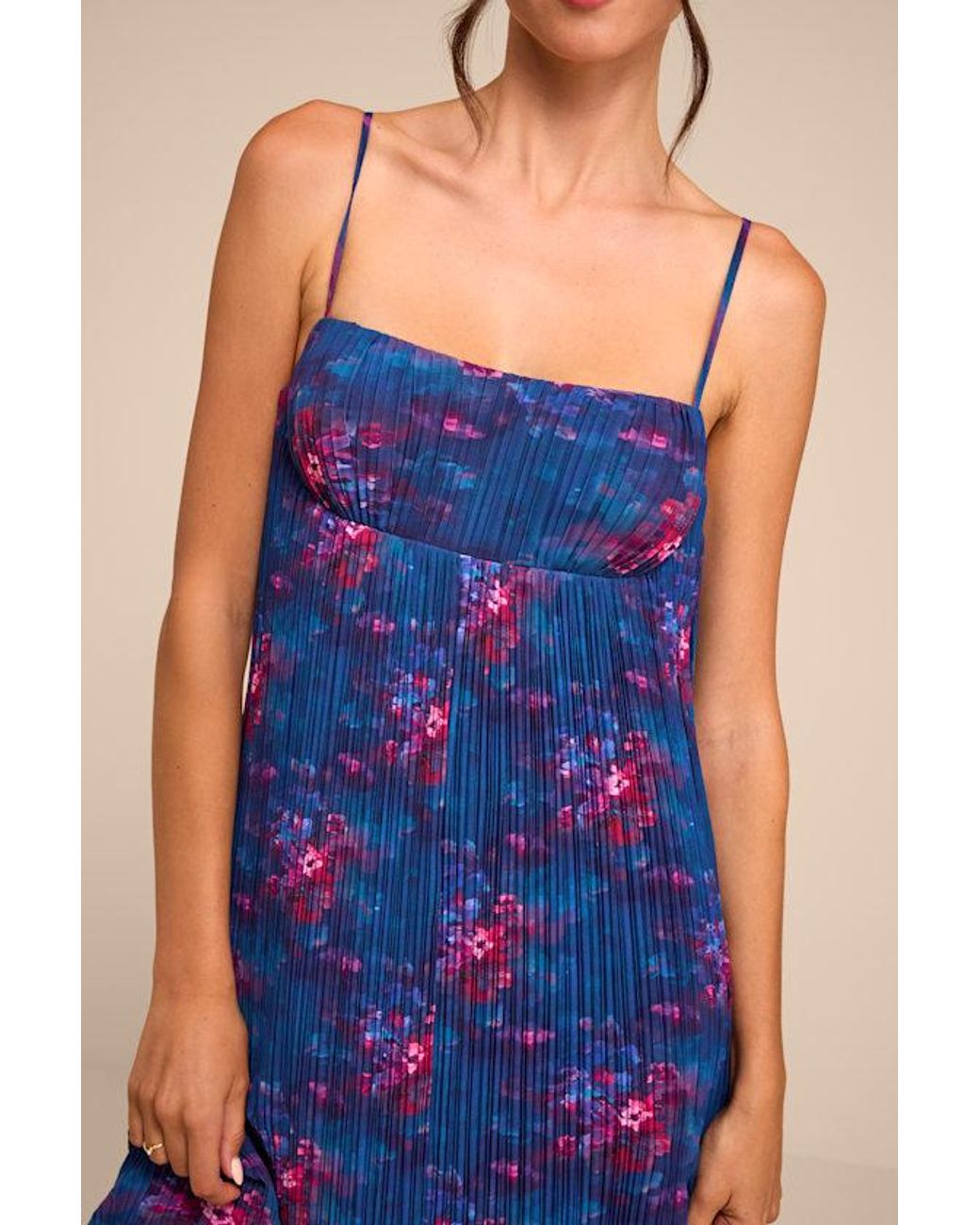 Lulus Blue Avi Floral Print Pleated Sleeveless Midi Dress