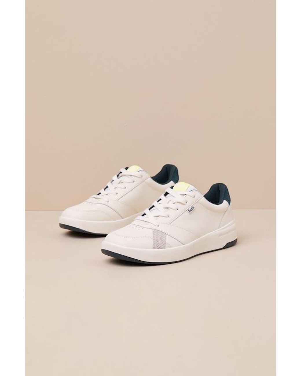 Keds The Court Off And Leather Lace Up Sneakers in Natural Lyst UK