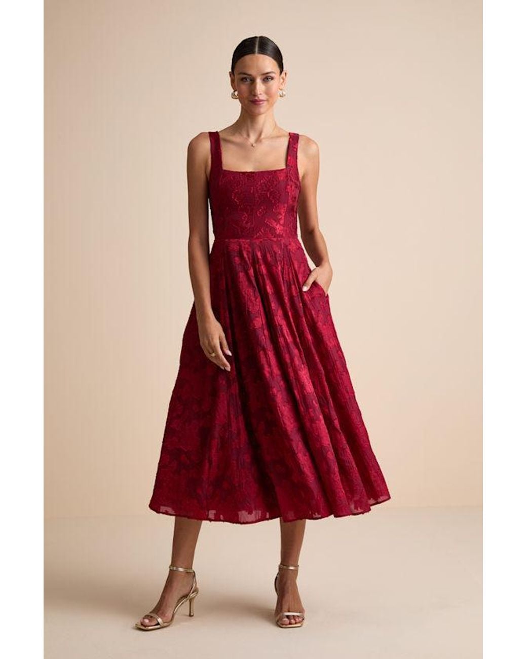 Lulus Red Loira Burnout Jacquard Lace-Up Midi Dress