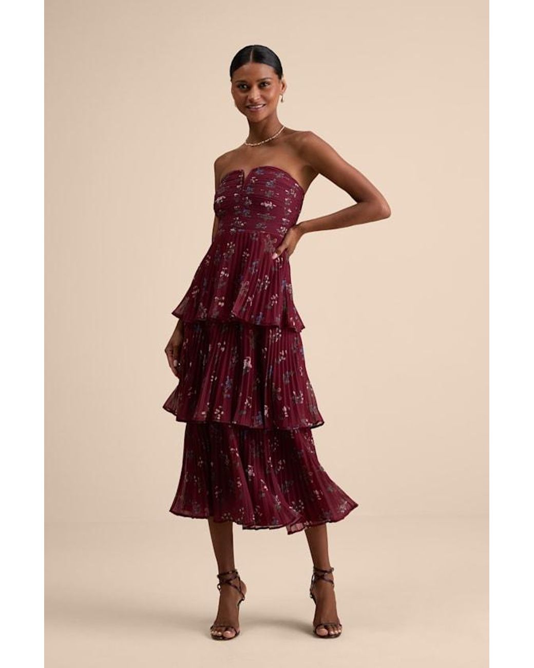 Lulus Hadelyn Floral Pleated Tiered Midi Dress | Lyst