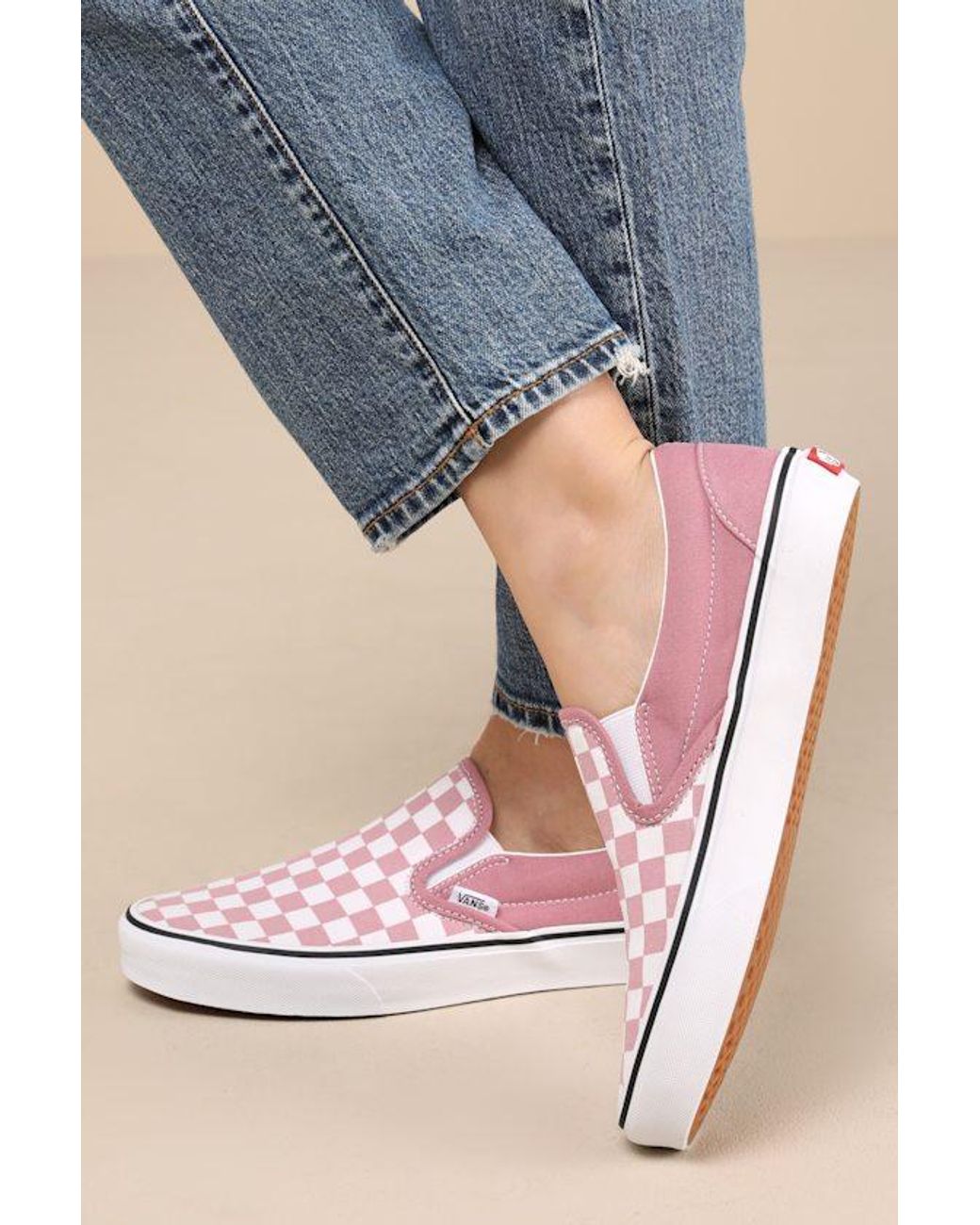 Pink checkered vans womens online