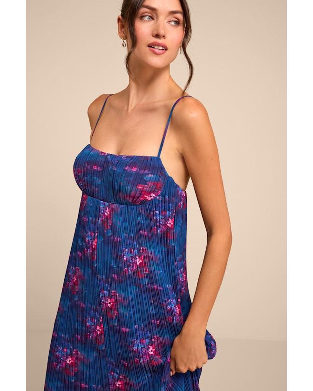 Lulus Blue Avi Floral Print Pleated Sleeveless Midi Dress