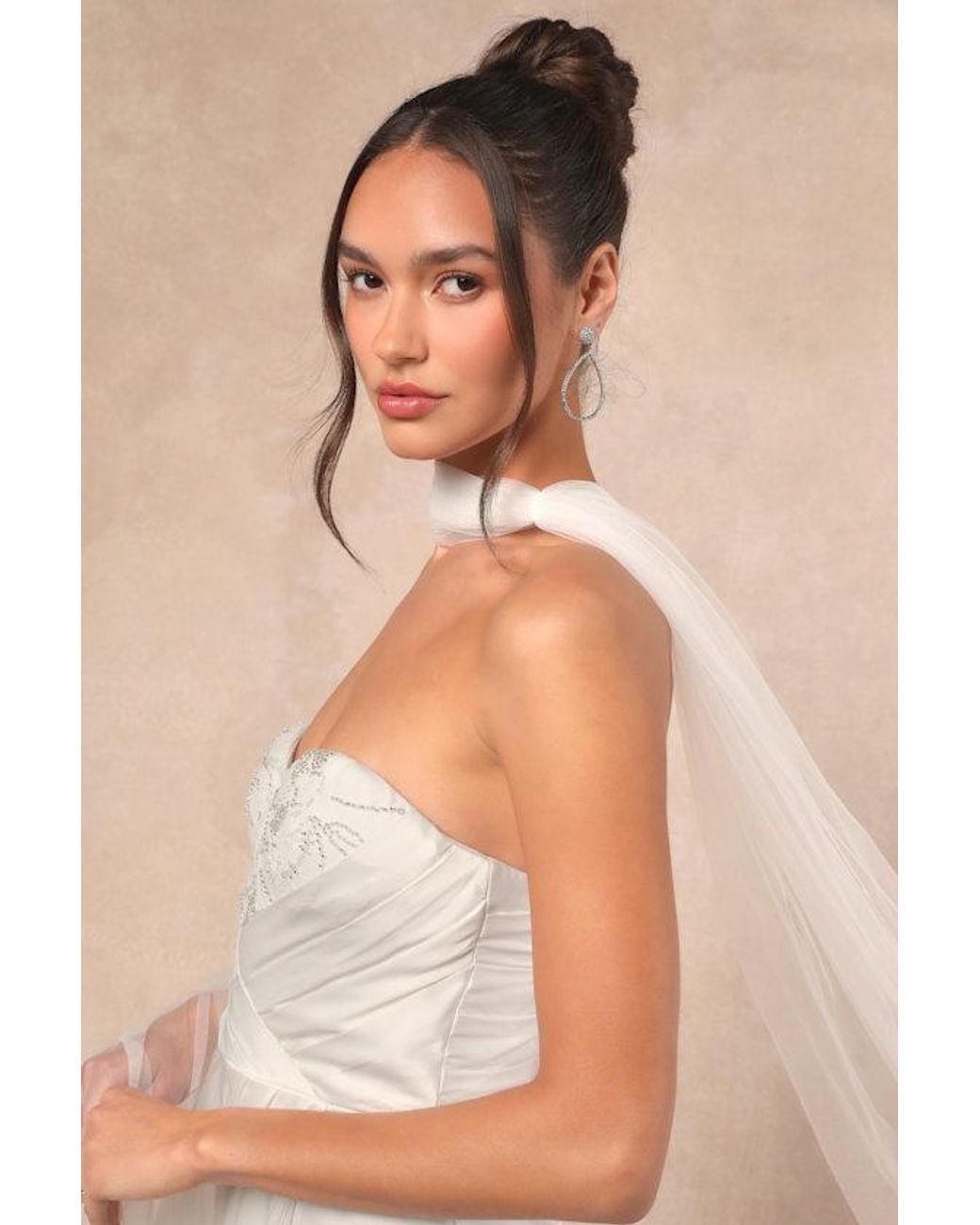 Lulus Natural Cascading Romance Tulle Veil Scarf