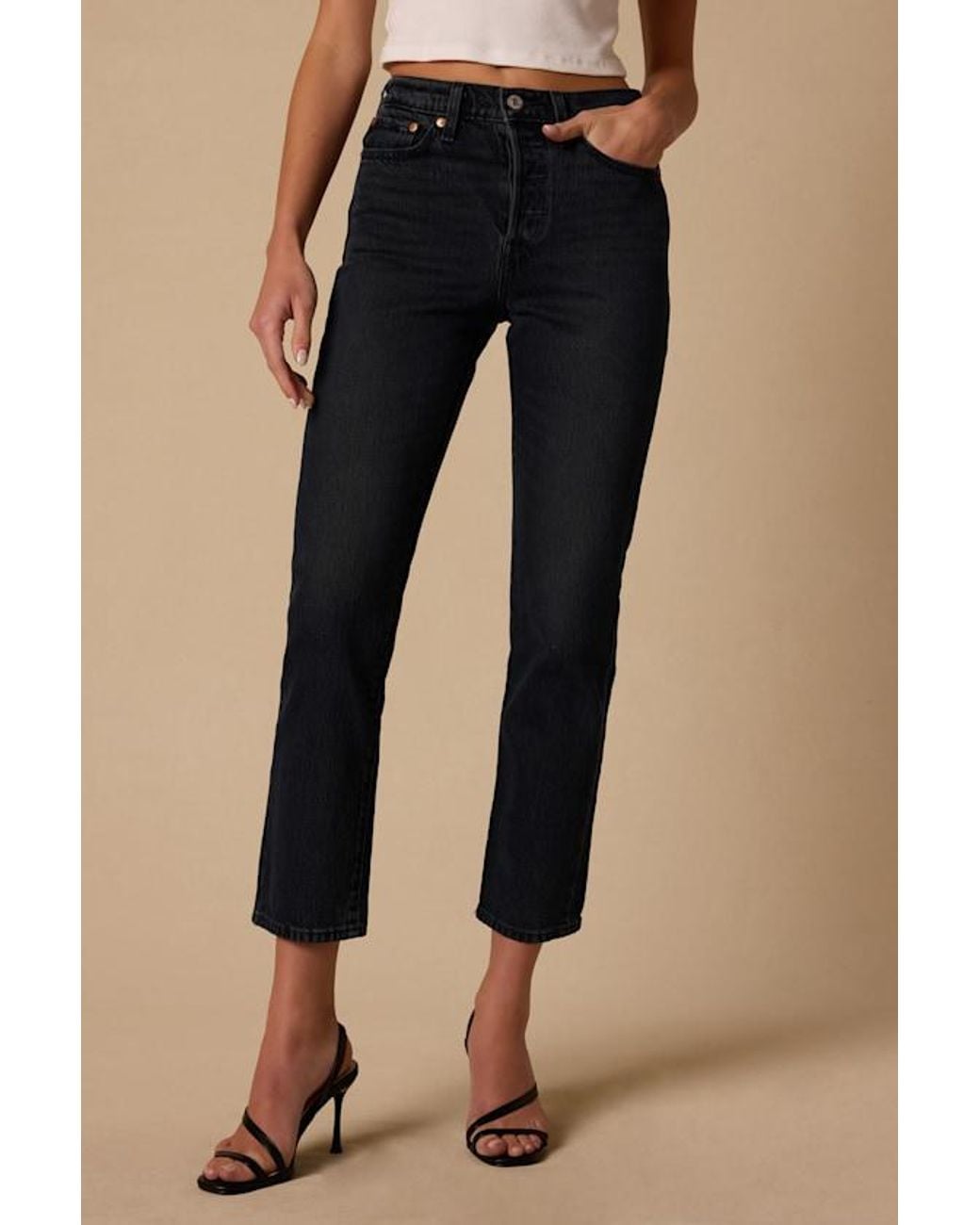 Levi's Natural Wedgie Straight High-Rise Cropped Jeans