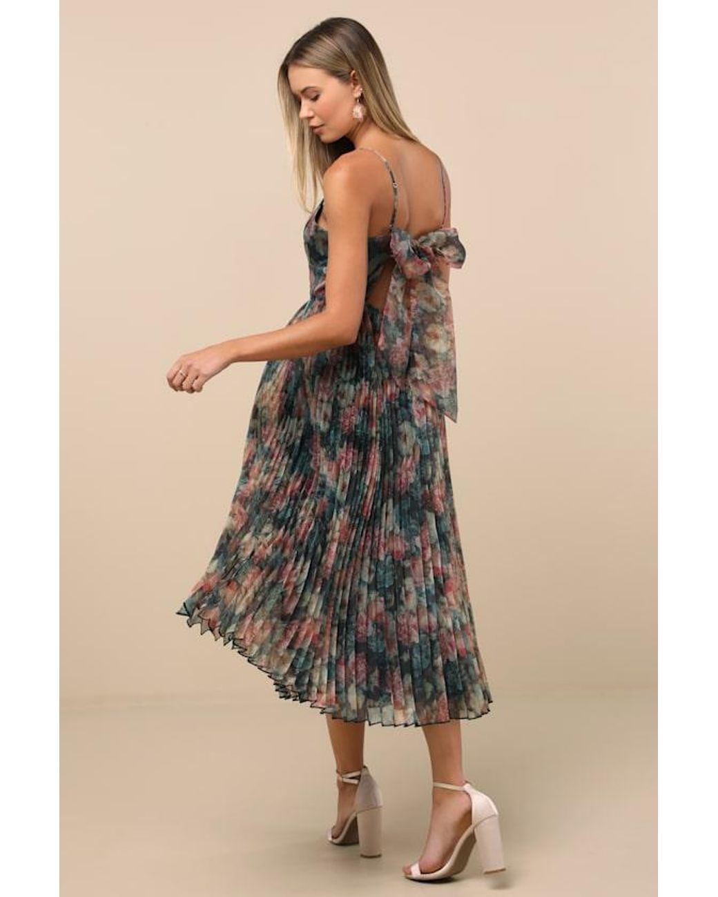 what color shoes go with kelly green dress Kalamkari Printed A-Line Pleated Midi Dress main image 0